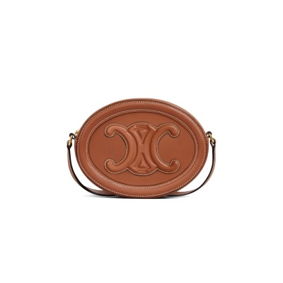 CELINE MEDIUM CROSSBODY IN TRIOMPHE SMOOTH COWHIDE 198603DXC.04LU (20*15*6cm)